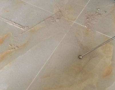 集安瓷砖空鼓维修公司分享粘合剂选择不当在瓷砖铺贴过程中可能导致以下问题