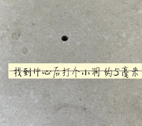 集安瓷砖空鼓维修公司专业解答在瓷砖铺贴过程中，如果砂料搅拌不均匀，将会带来以下问题